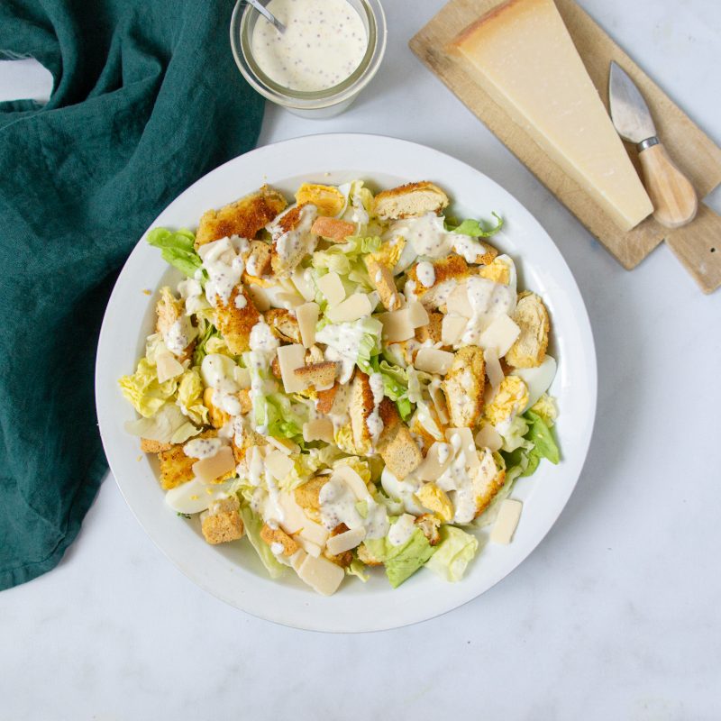 Salade césar au poulet croustillant