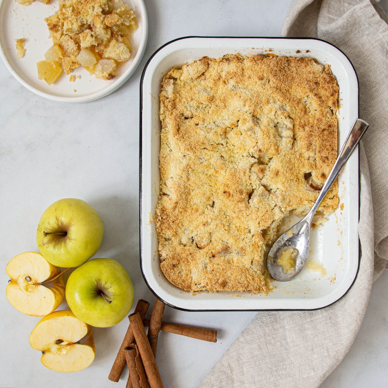 Crumble aux pommes et à la cannelle